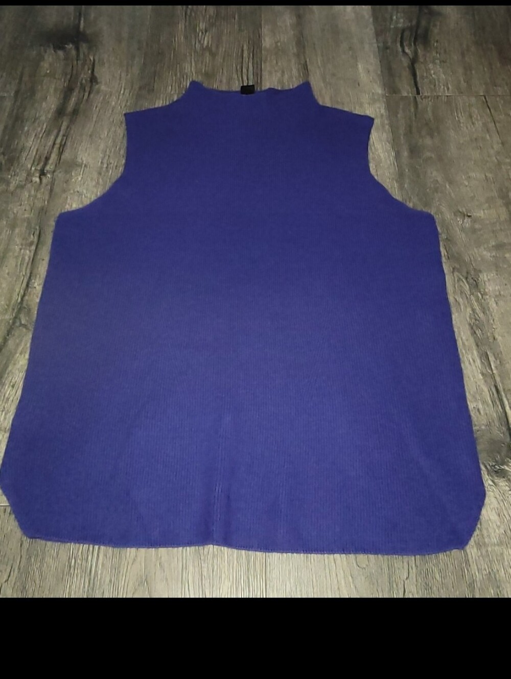 St. John Navy Ribbed Knit Top with Gold Logo Plaque